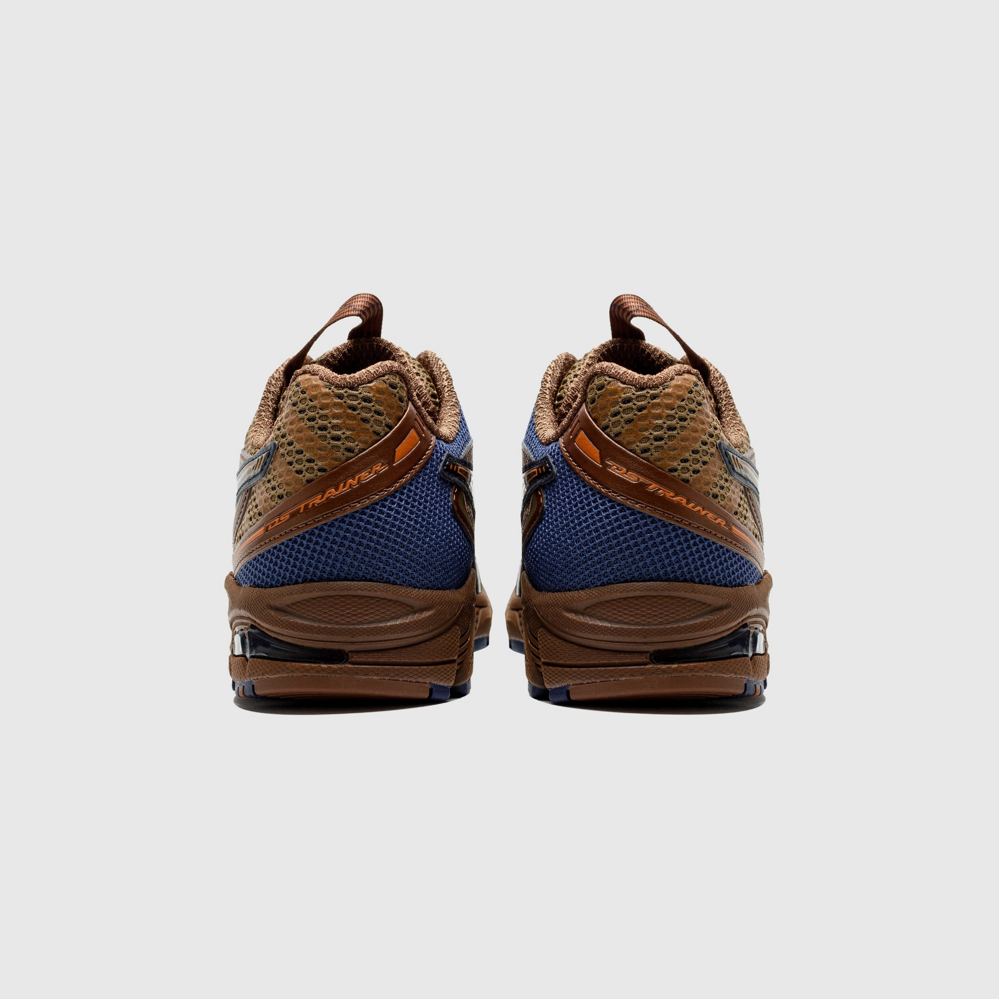 UB9-S GEL-DS TRAINER 14 DESERT CAMP