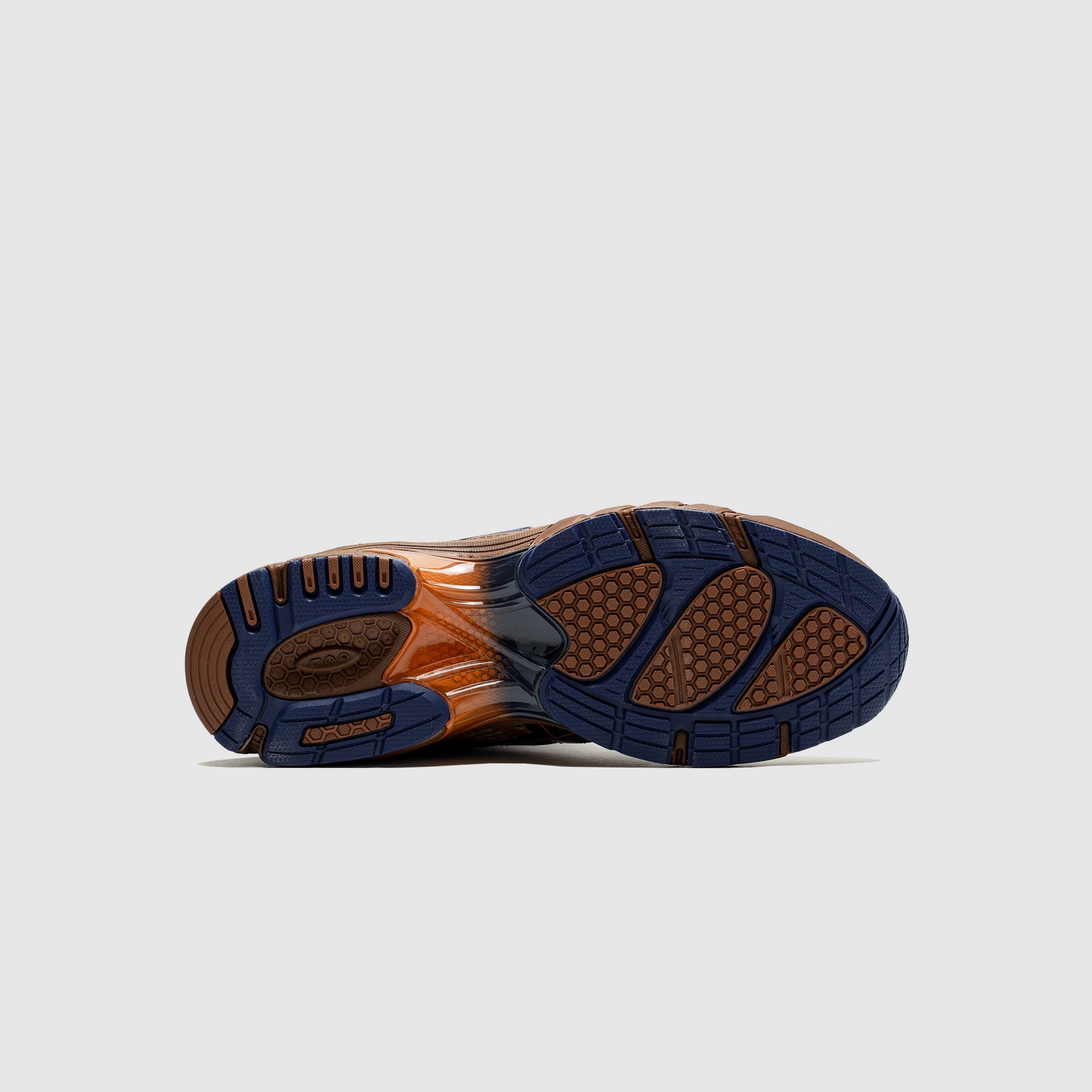 UB9-S GEL-DS TRAINER 14 DESERT CAMP