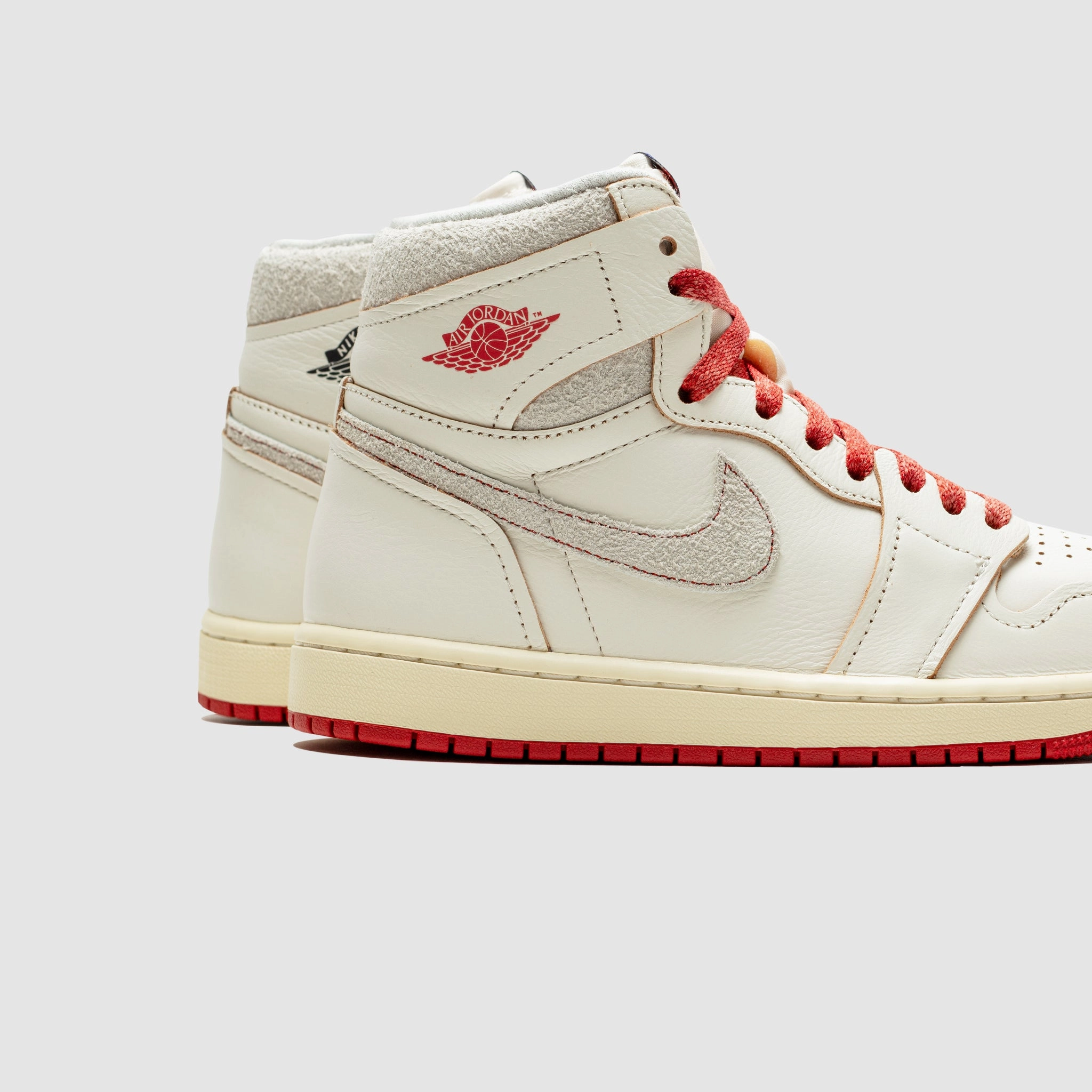 WMNS AIR JORDAN 1 HIGH OG CINNABAR