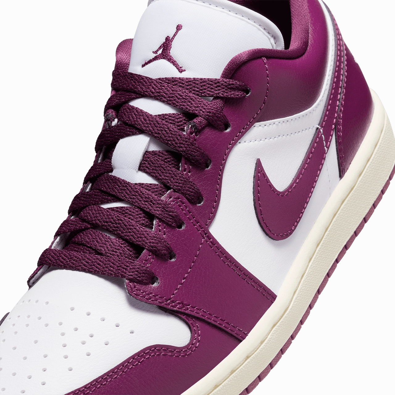 Wmns Air Jordan 1 Low 'White and Bordeaux'