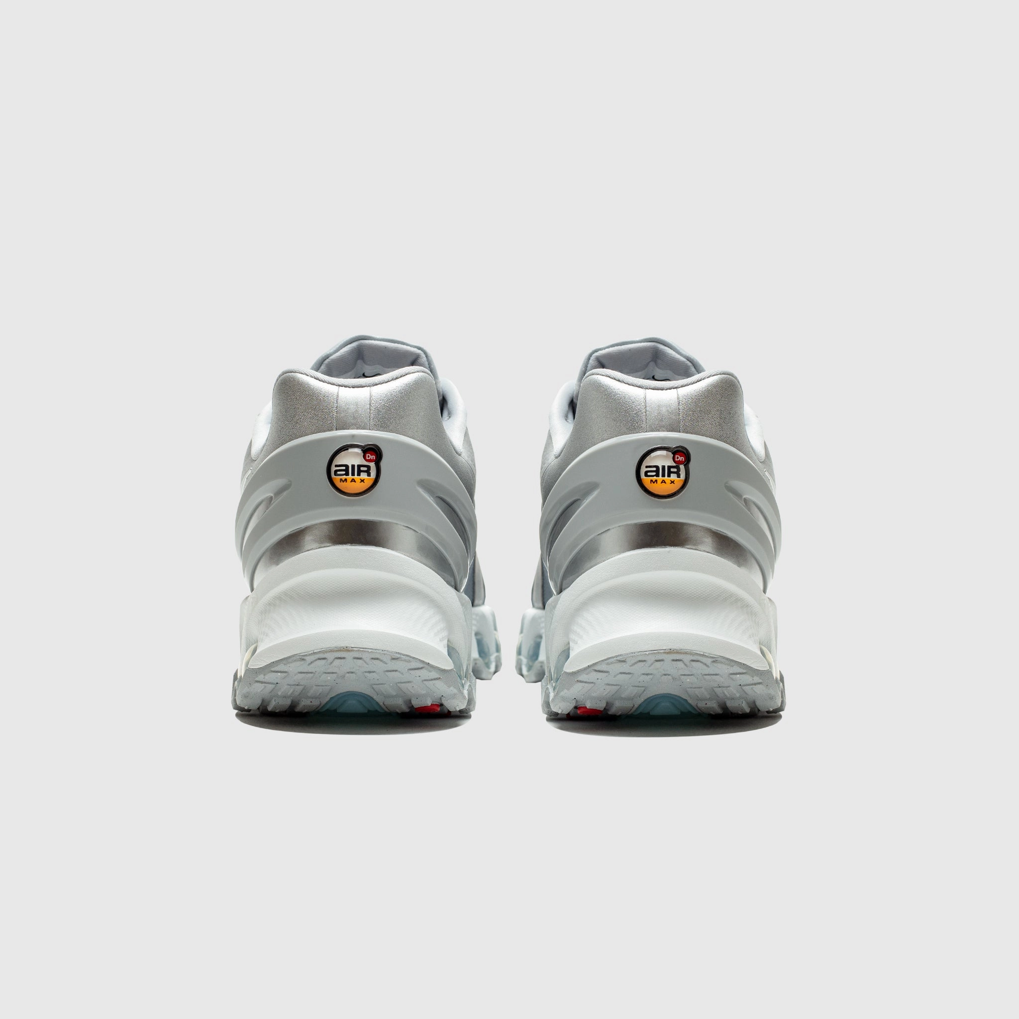 WMNS AIR MAX DN8 WOLF GREY