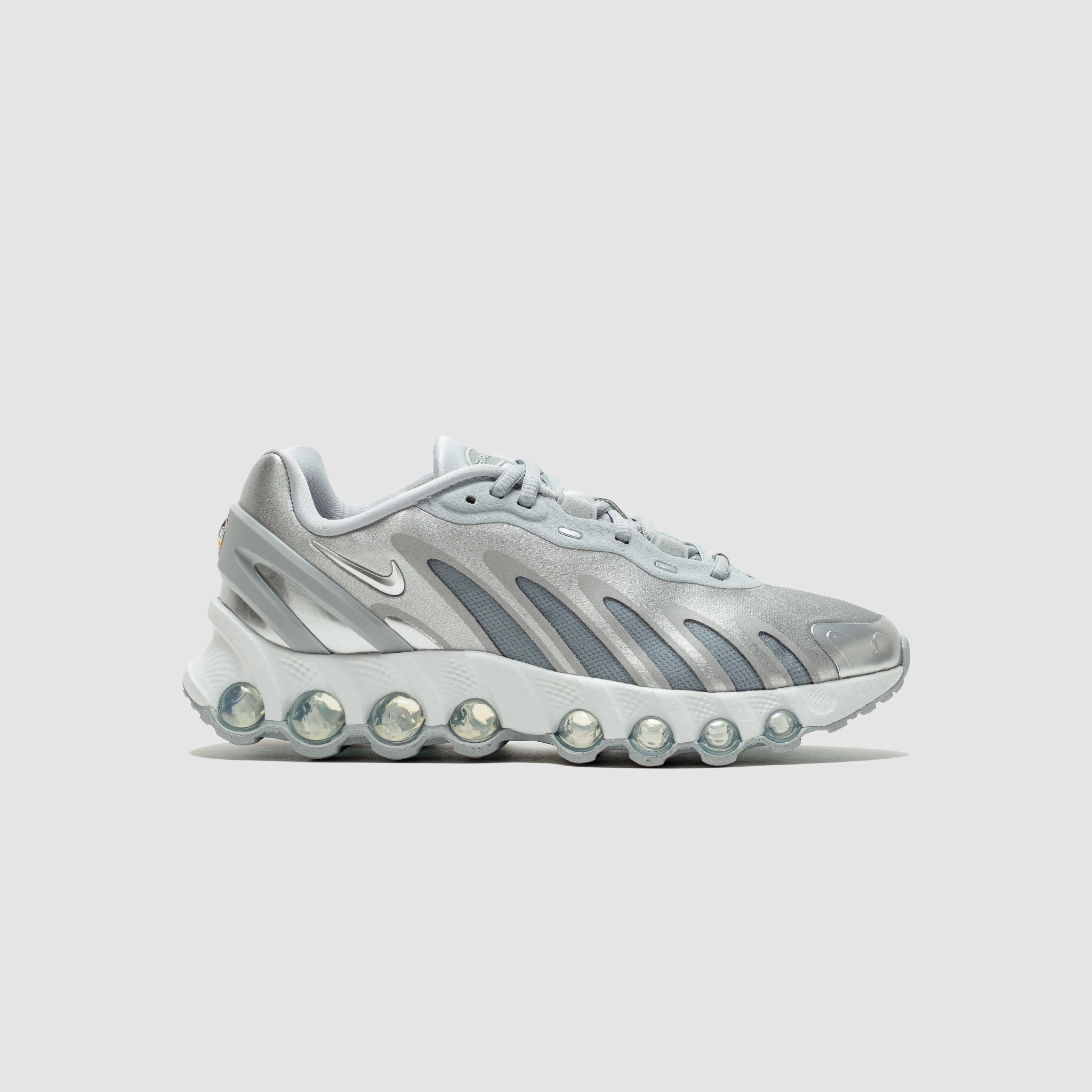 WMNS AIR MAX DN8 WOLF GREY