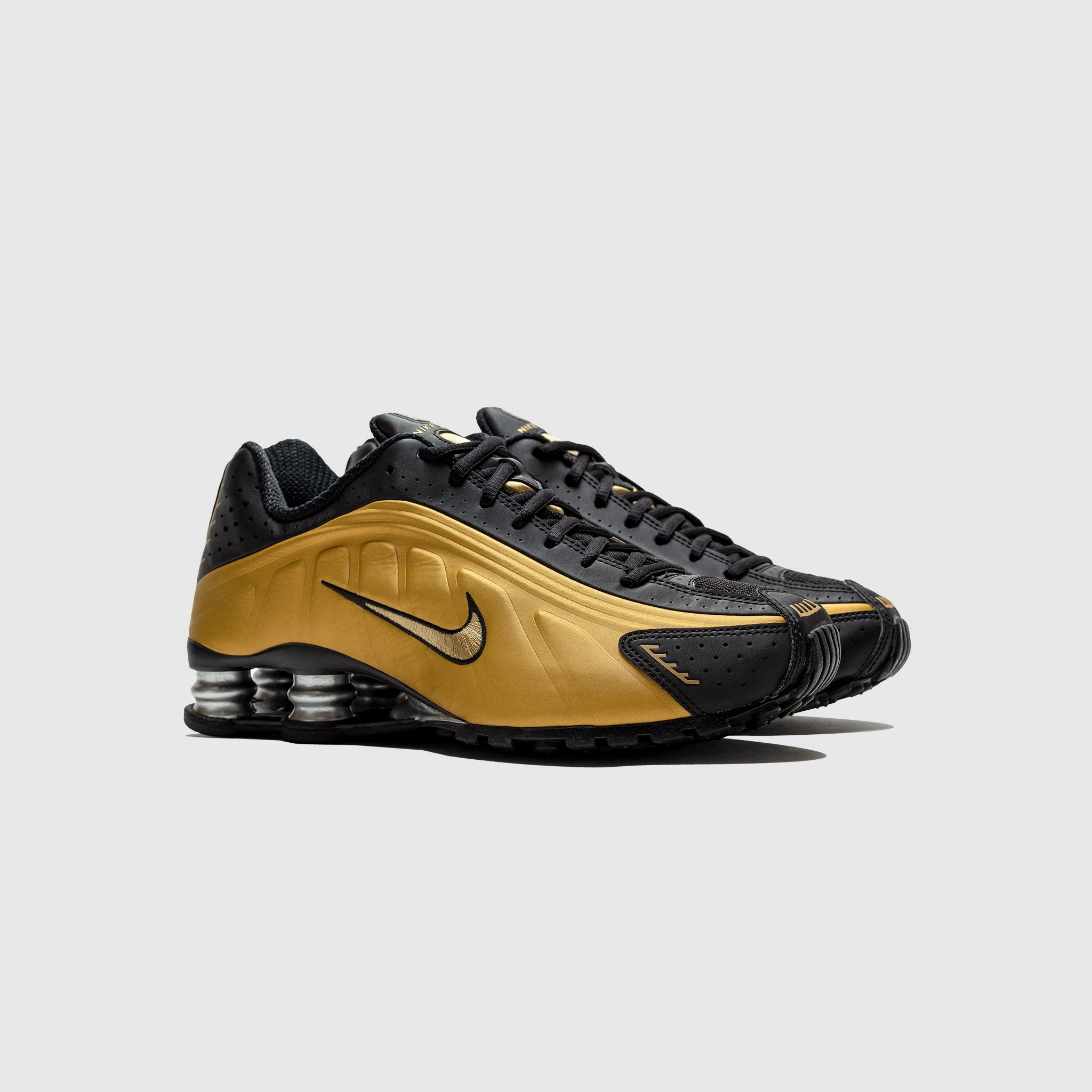 WMNS SHOX R4 METALLIC GOLD