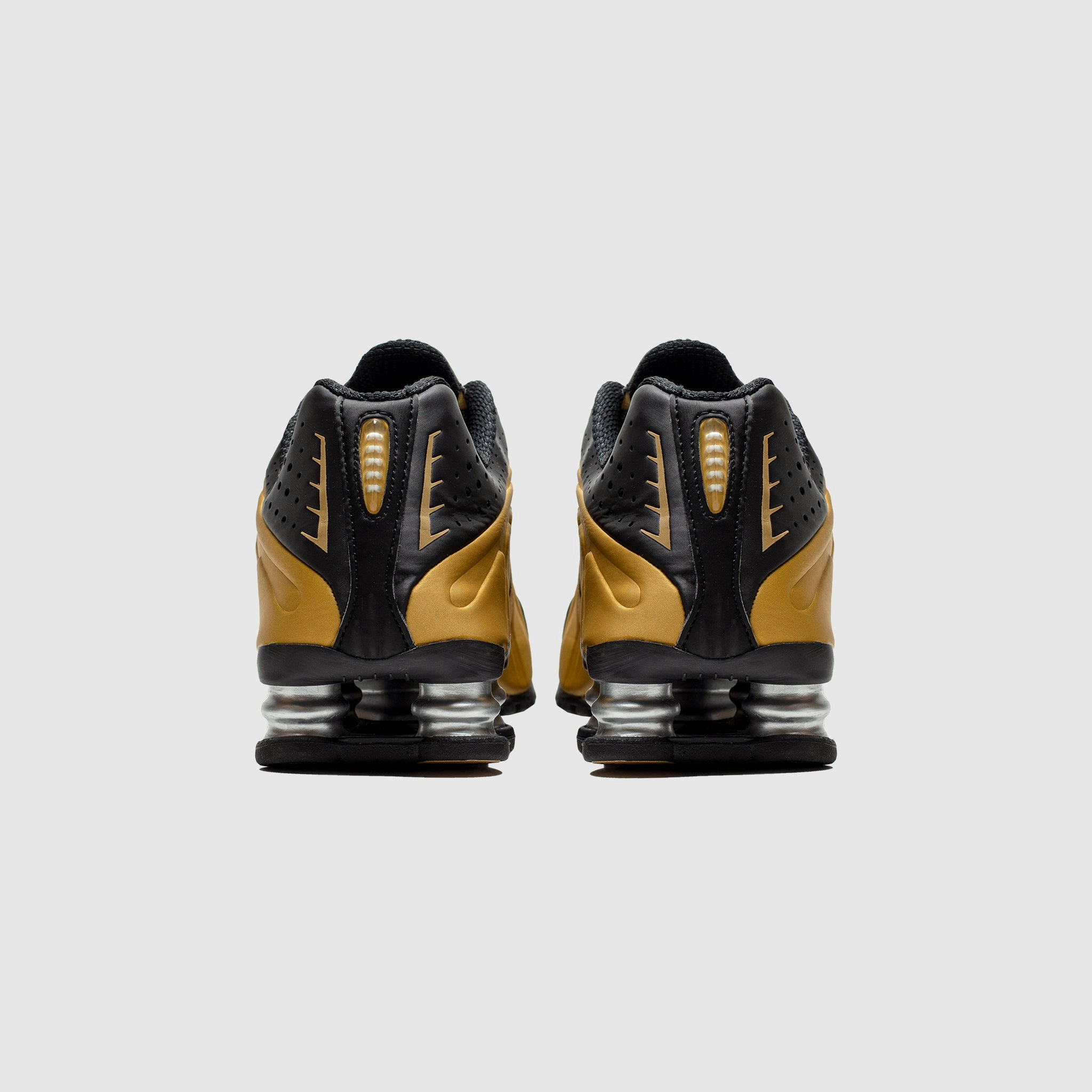 WMNS SHOX R4 METALLIC GOLD