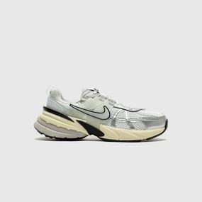 WMNS V2K RUN SUMMIT WHITE & METALLIC SILVER