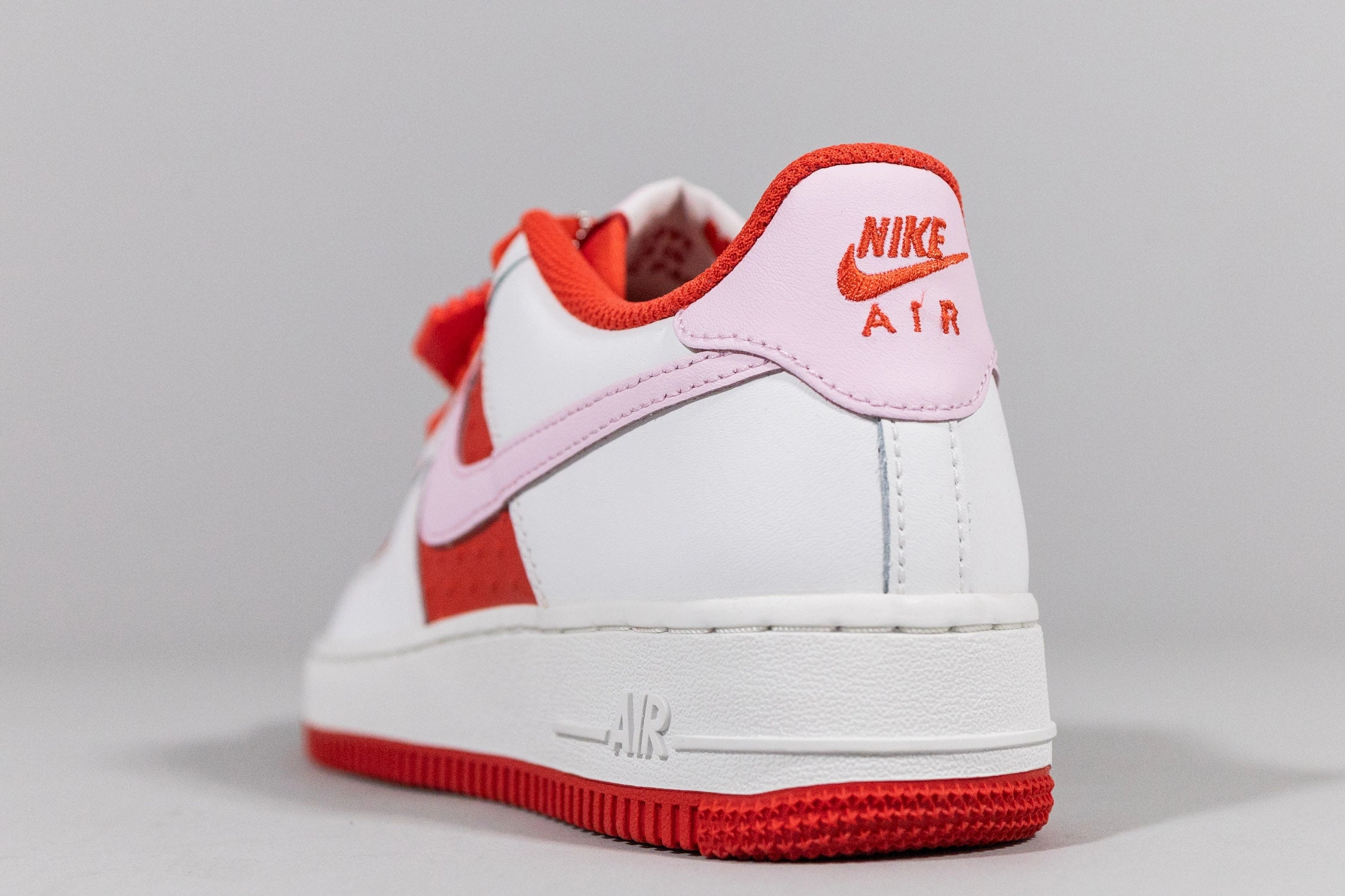 Women's Nike Air Force 1 'Valentine's Day' (GS)